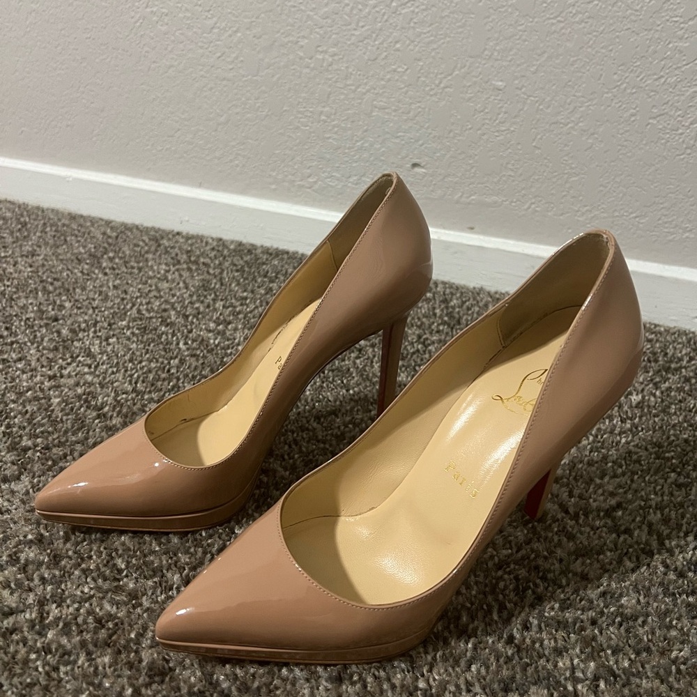 Nude Patent Christian Louboutin heels